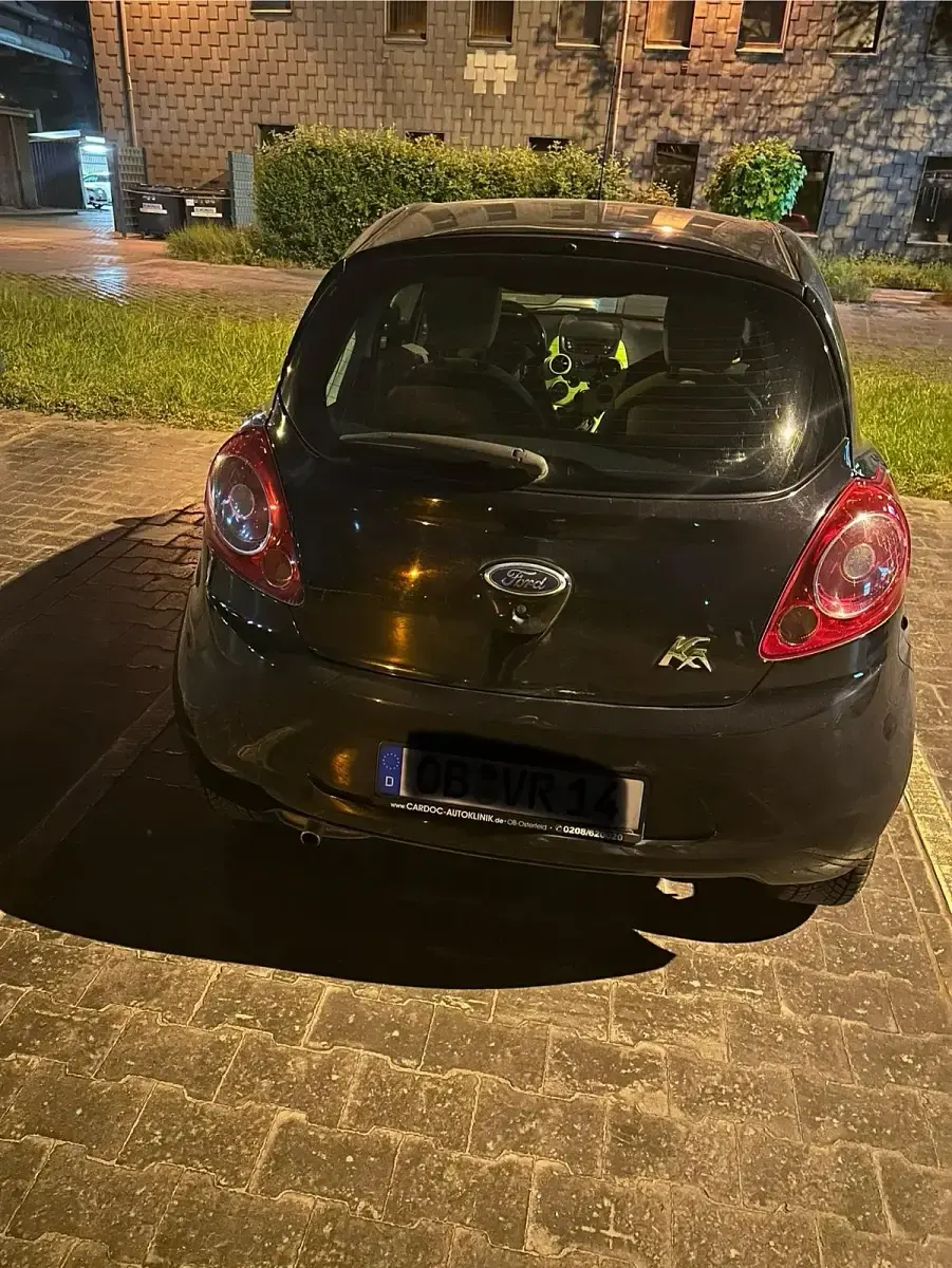 Gebraucht Ford Ka Titanium 69 PS (50 kW) 2010 Schwarz Kleinwagen