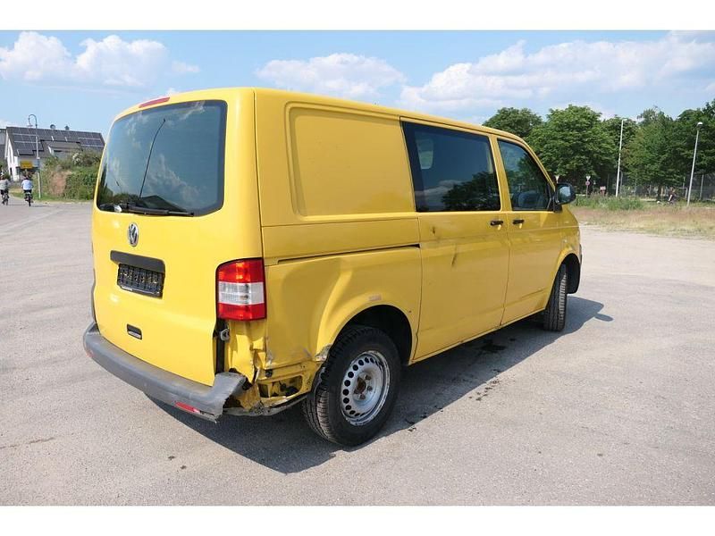 Second-hand VW Transporter 84 CP (61 kW) 2012 Galben Van