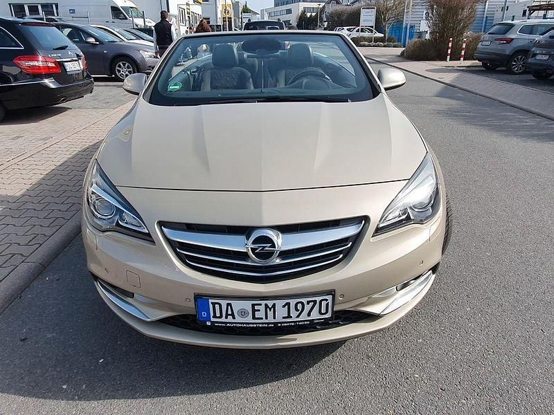 Gebraucht Opel Cascada Innovation 170 PS (125 kW) 2013 Beige Cabrio