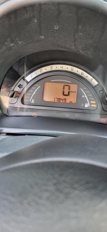 Gebraucht 2004 Citroën C2 Kleinwagen | 1.100 € - Bild 1/4
