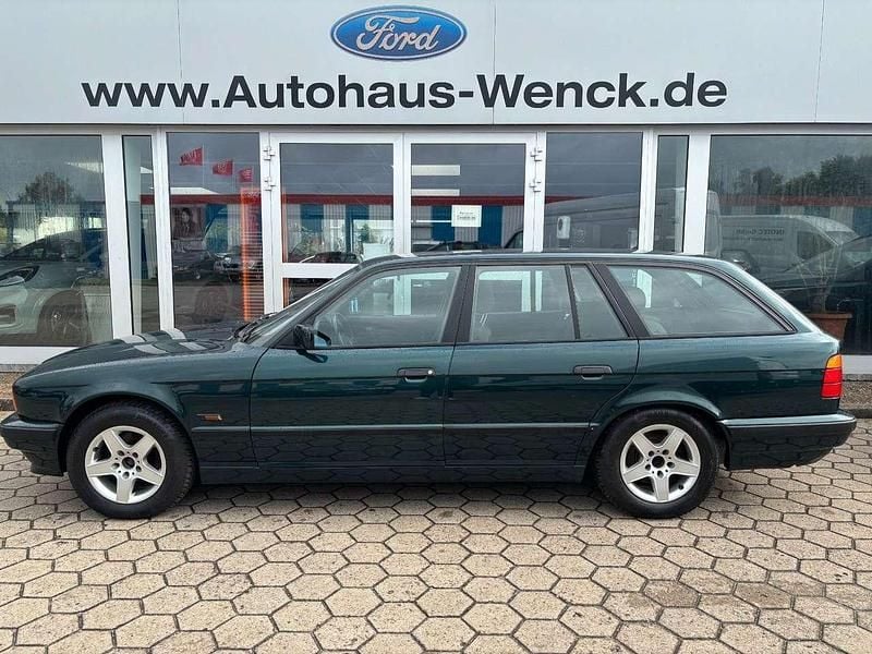 Gebraucht BMW 518 116 PS (85 kW) 1996 Grün Kombi