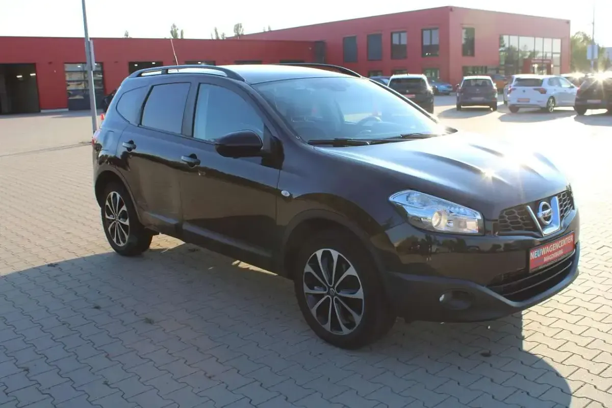 Gebraucht Nissan Qashqai +2 360º 131 PS (96 kW) 2013 Black (m) SUV