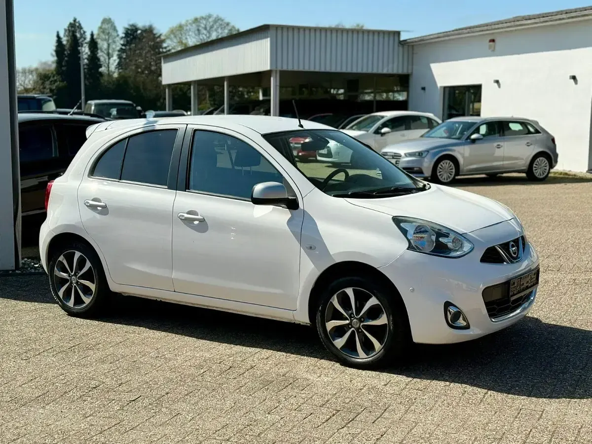 Gebraucht Nissan Micra N-TEC 80 PS (58 kW) 2016 Weiß Kleinwagen
