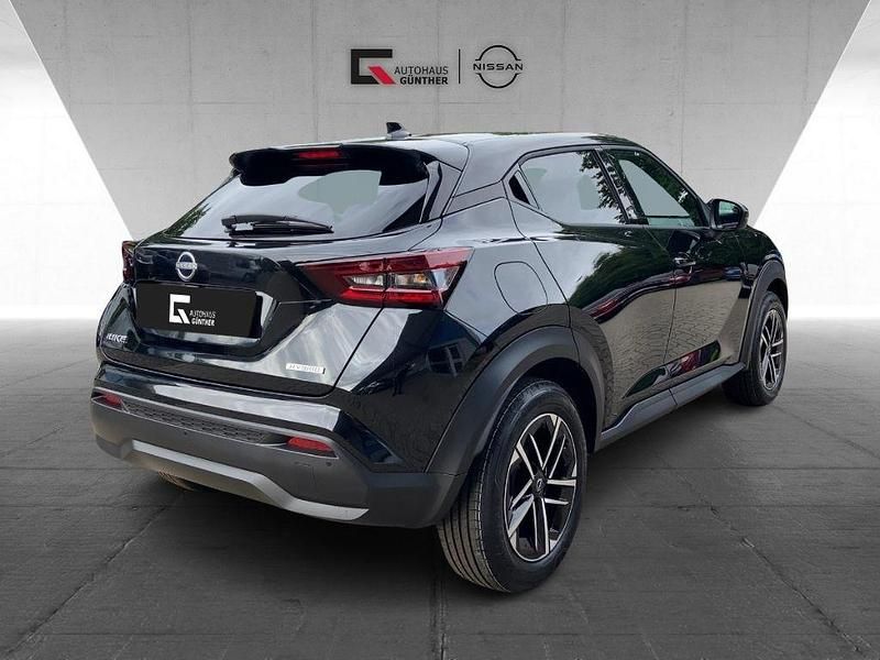 Gebraucht Nissan Juke N-Connecta 143 PS (105 kW) 2024 Pearl black SUV