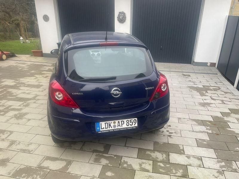Gebraucht Opel Corsa Edition 69 PS (50 kW) 2012 Blau Kleinwagen