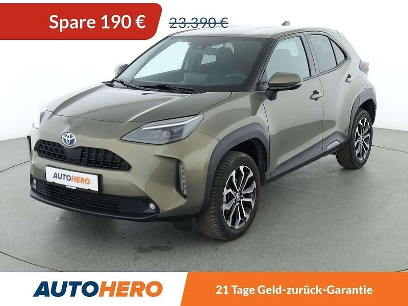 Oxide bronze Gebraucht 2021 Toyota Yaris Cross Team SUV | 22.600 € (Fairer Preis) - Bild 1/3