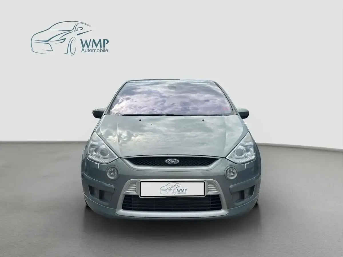Gebraucht Ford S-MAX Titanium S 175 PS (128 kW) 2009 Grau Van / Kleinbus