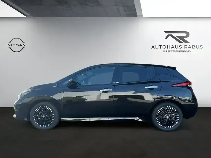 Gebraucht Nissan Leaf 360º 110 kW (150 PS) 2024 Schwarz Kleinwagen