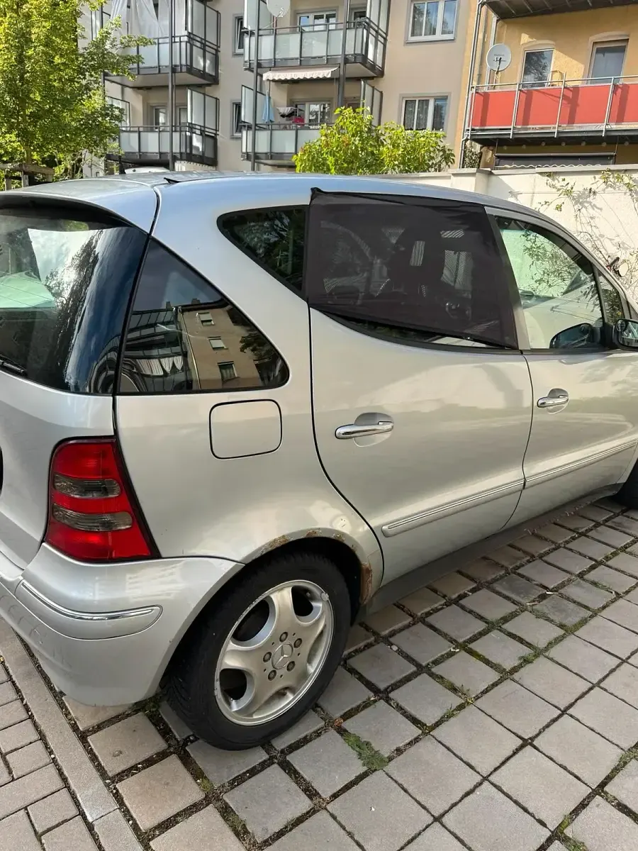 Gebraucht Mercedes A140 90 PS (66 kW) 2004 Silber Limousine