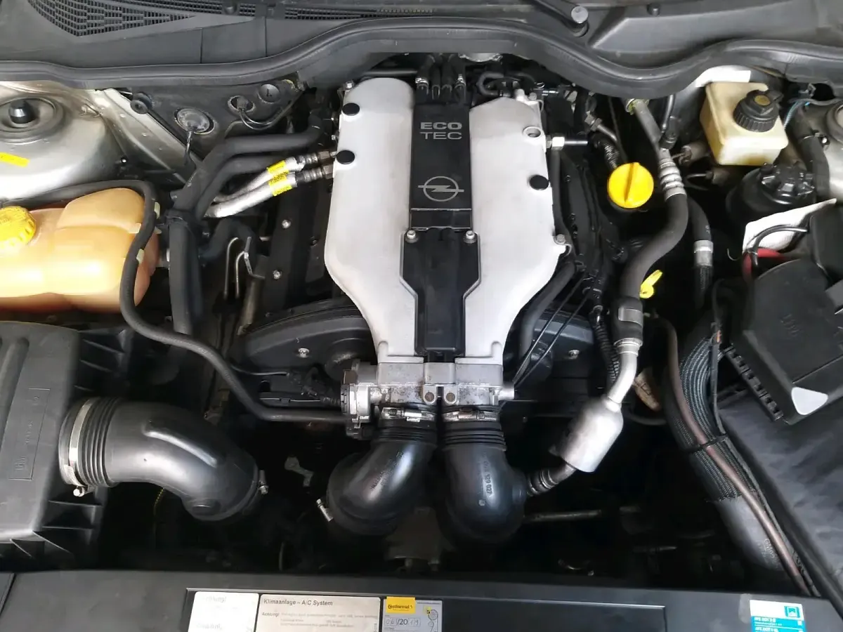 Gebraucht Opel Omega 180 PS (132 kW) 2001 Silber Limousine