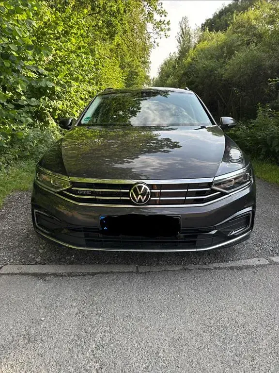 Gebraucht VW Passat GTE 218 PS (160 kW) 2021 Grau Kombi