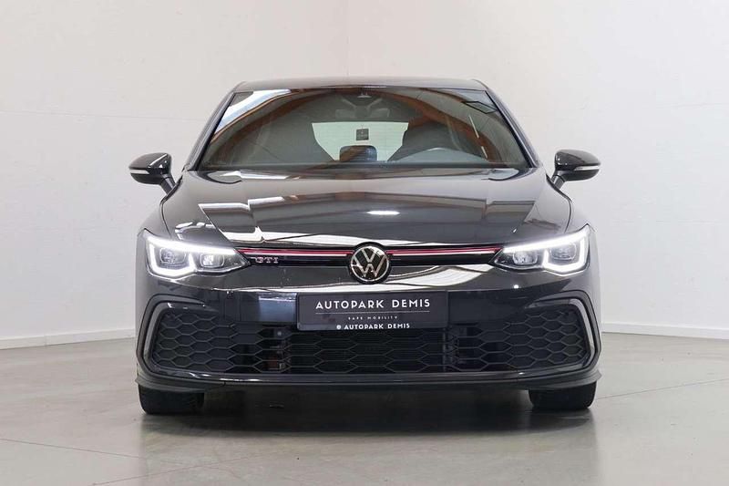 Gebraucht VW Golf VIII GTI 245 PS (180 kW) 2024 Grau Limousine