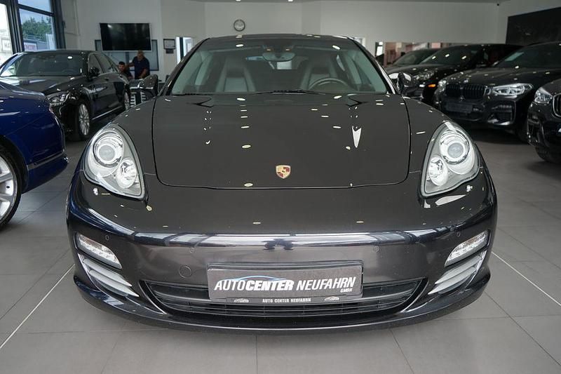 Gebraucht Porsche Panamera 299 PS (219 kW) 2012 Basaltschwarzmetallic Limousine