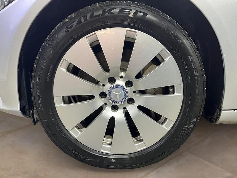 Gebraucht Mercedes C350e 279 PS (205 kW) 2015 Iridiumsilber