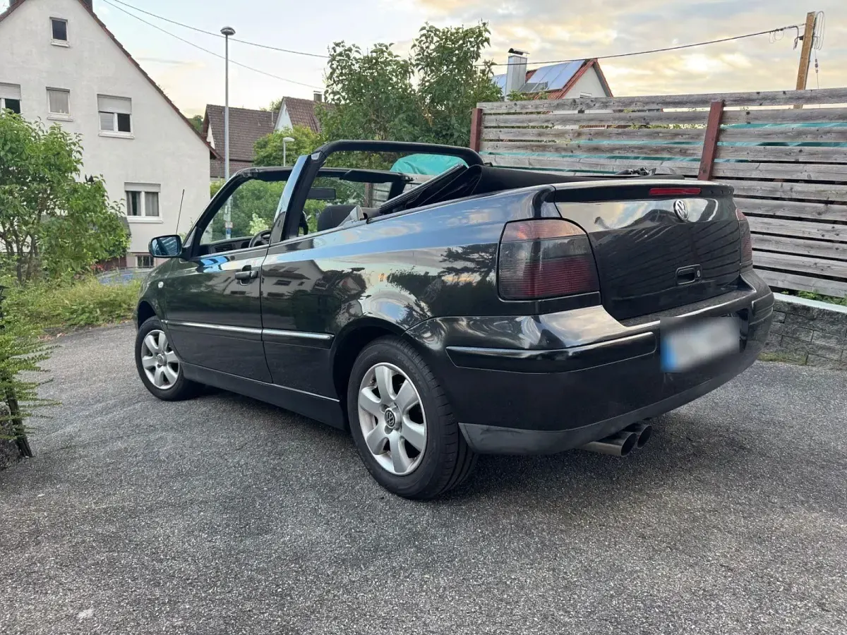 Occasion VW Golf 116 ch (85 kW) 2001 Noir Cabriolet