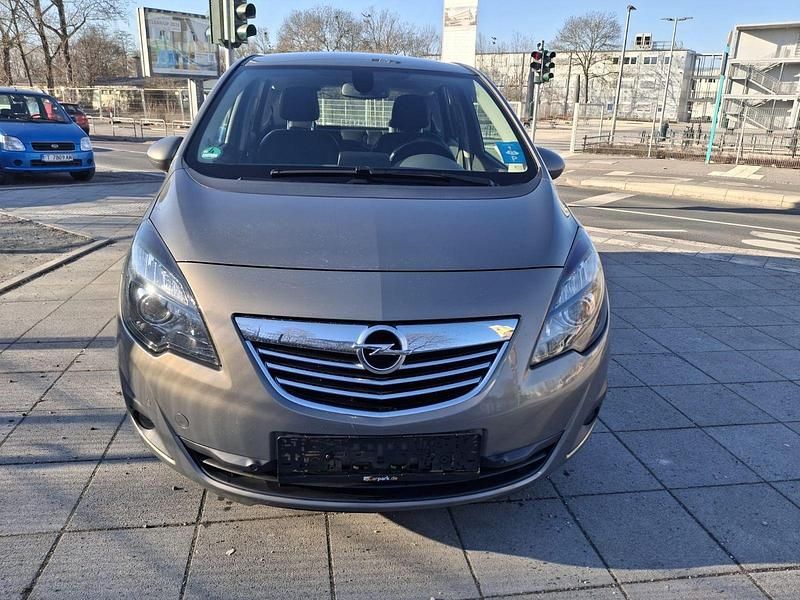 Gebraucht Opel Meriva Innovation 131 PS (96 kW) 2012 Grau Van / Kleinbus