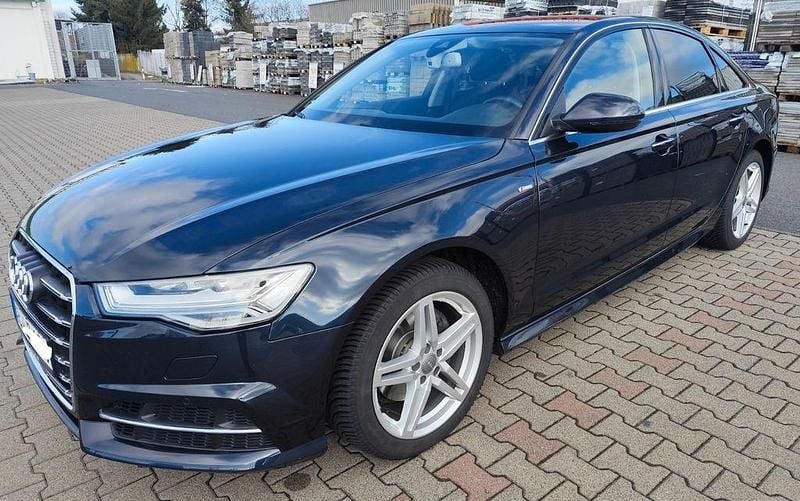 Gebraucht Audi A6 Ambiente 190 PS (139 kW) 2018 Blau Limousine