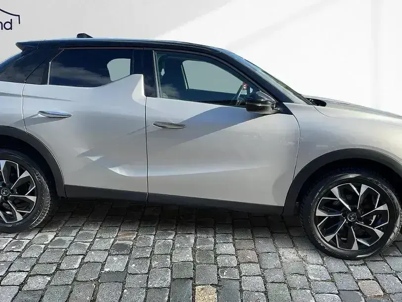 Gebraucht DS Automobiles DS3 131 PS (96 kW) 2024 Grau SUV
