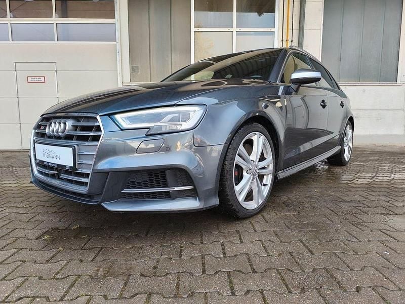 Gebraucht Audi S3 Ambiente 300 PS (220 kW) 2019 Grau Limousine