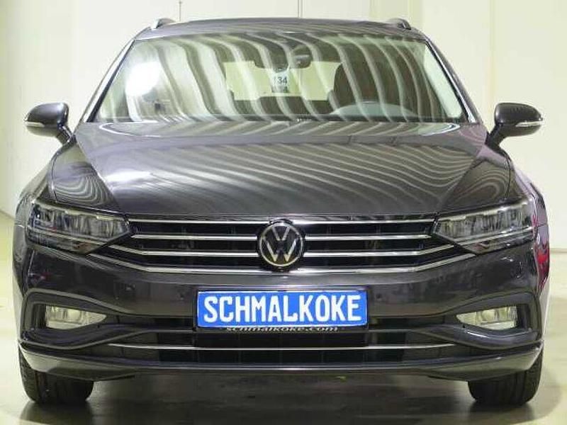 Manganese gray (metallic) Gebraucht 2022 VW Passat Business Kombi | 24.500 € (Superpreis) - Bild 1/4