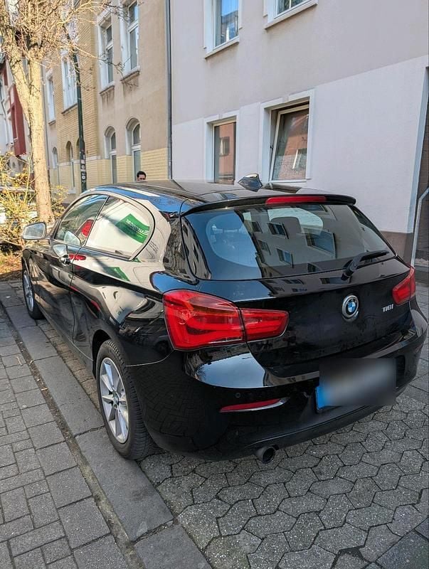 Gebraucht BMW 118 136 PS (100 kW) 2017 Schwarz Kleinwagen