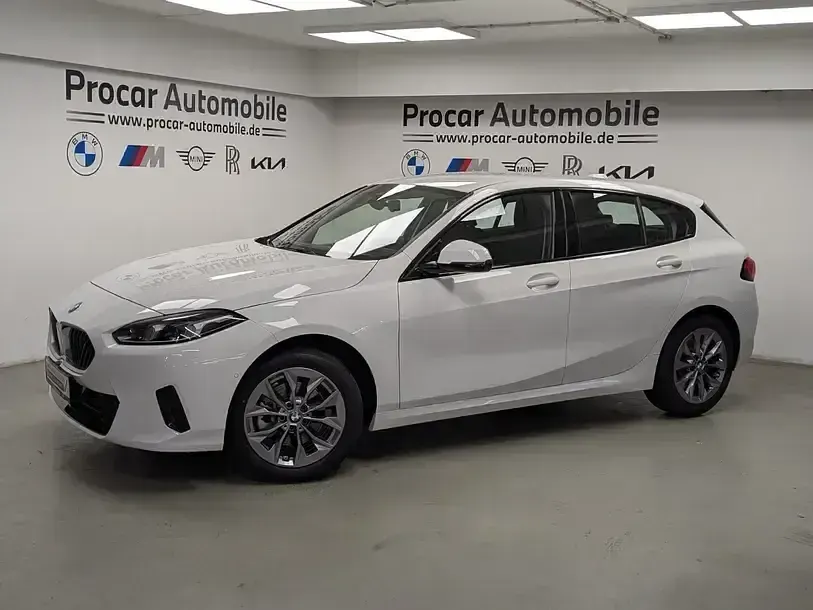 Gebraucht BMW 120 Shadowline 163 PS (119 kW) 2025 Weiß Kleinwagen