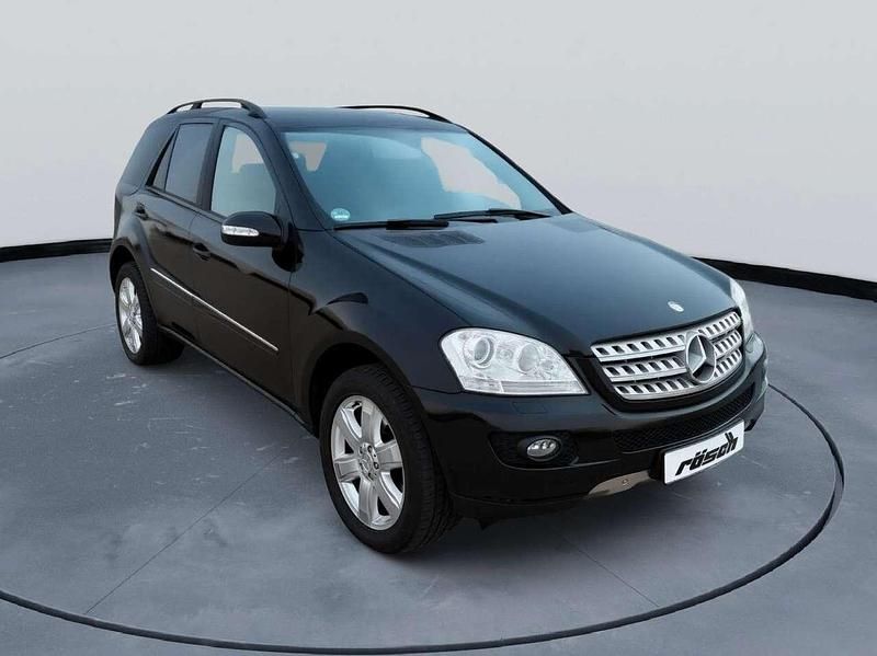 Gebraucht Mercedes ML320 224 PS (164 kW) 2006 Schwarz SUV