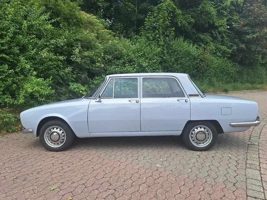 Gebraucht Alfa Romeo 1750 113 PS (83 kW) 1969 Grau Limousine