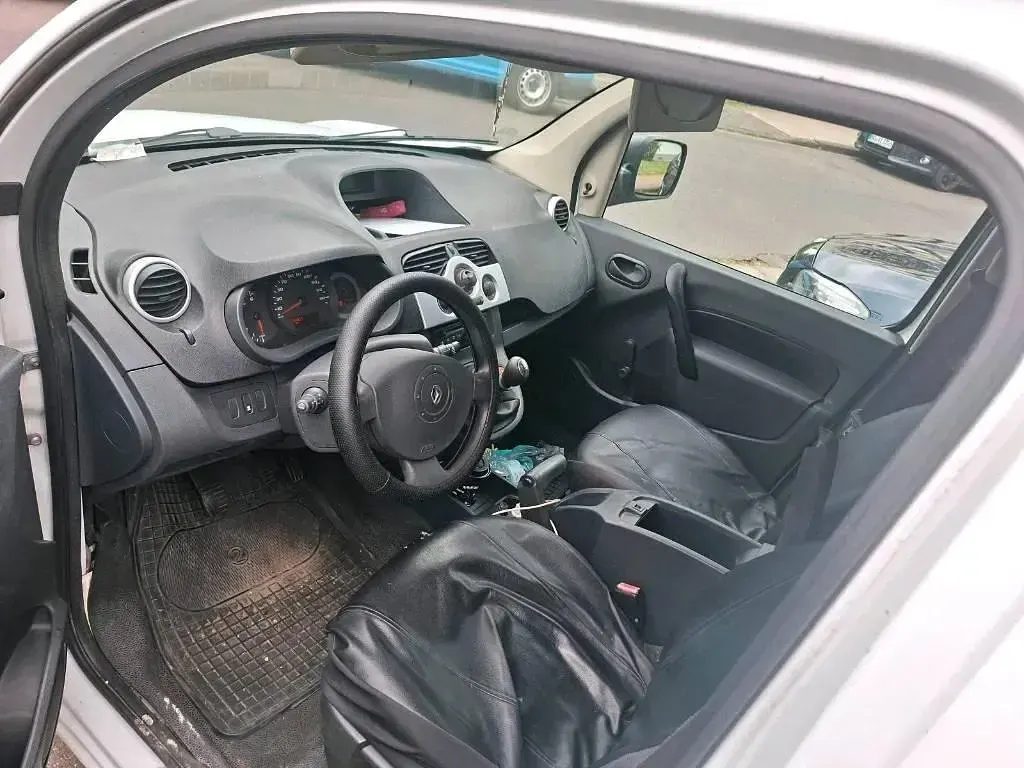 Gebraucht Renault Kangoo 109 PS (80 kW) 2012 Weiß Van / Kleinbus