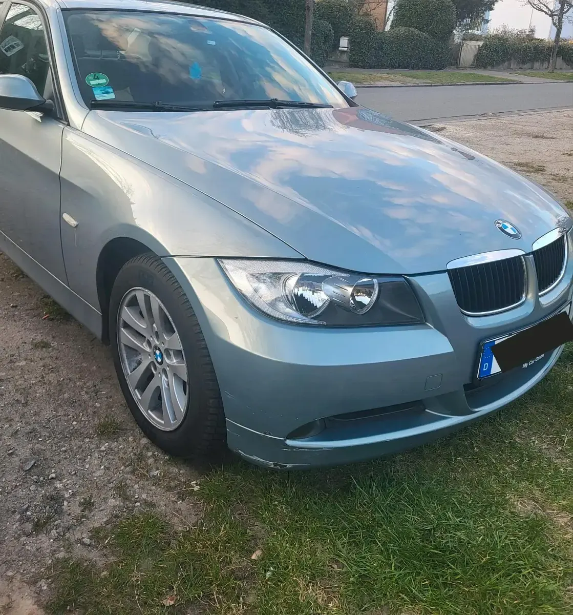 Gebraucht BMW 318 2007 Grau Limousine