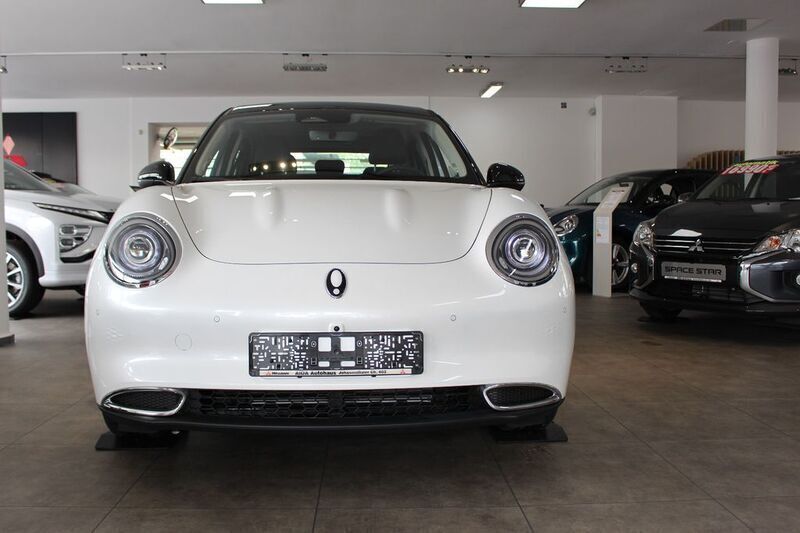 Weiß Neu 2025 Ora 03 Pro+ Limousine | 32.990 € (Fairer Preis) - Bild 1/4