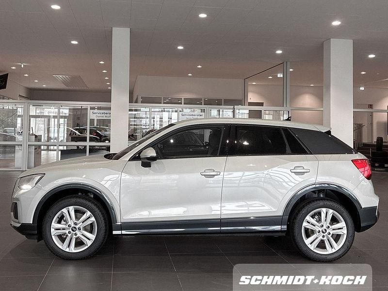 Gebraucht Audi Q2 Advanced Plus 150 PS (110 kW) 2024 Tausilber metallic SUV