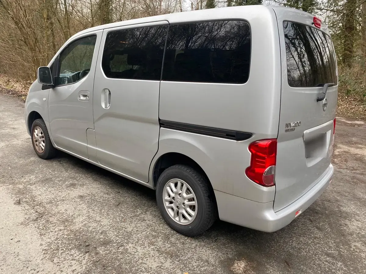 Gebraucht Nissan NV200 110 PS (80 kW) 2013 Gold Van / Kleinbus