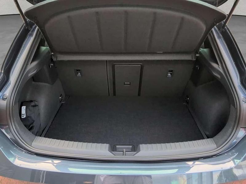 Gebraucht Cupra Leon VZ 300 PS (220 kW) 2025 Grau Limousine