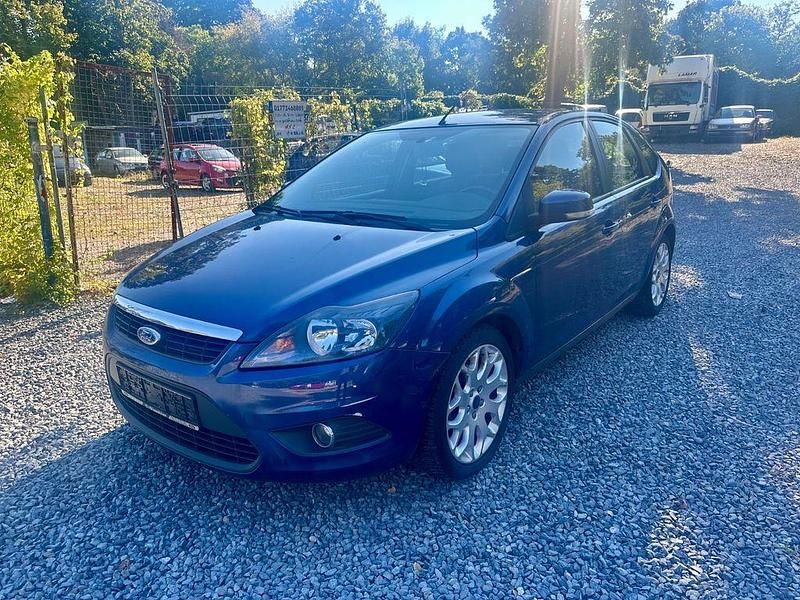 Blau Gebraucht 2009 Ford Focus Sport Limousine | 1.850 € (Superpreis) - Bild 1/4