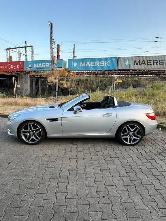 Gebraucht Mercedes SLK200 184 PS (135 kW) 2014 Silber Cabrio