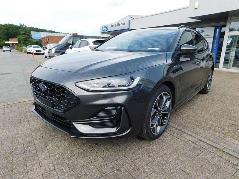 Neu Ford Focus ST-Line X 116 PS (85 kW) 2025 Gold Kombi