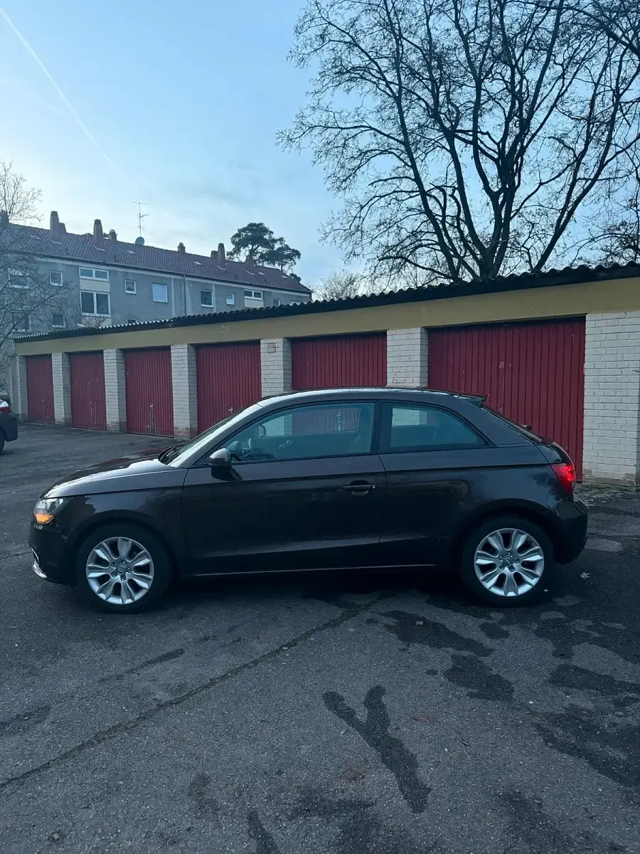 Gebraucht Audi A1 85 PS (62 kW) 2012 Kleinwagen