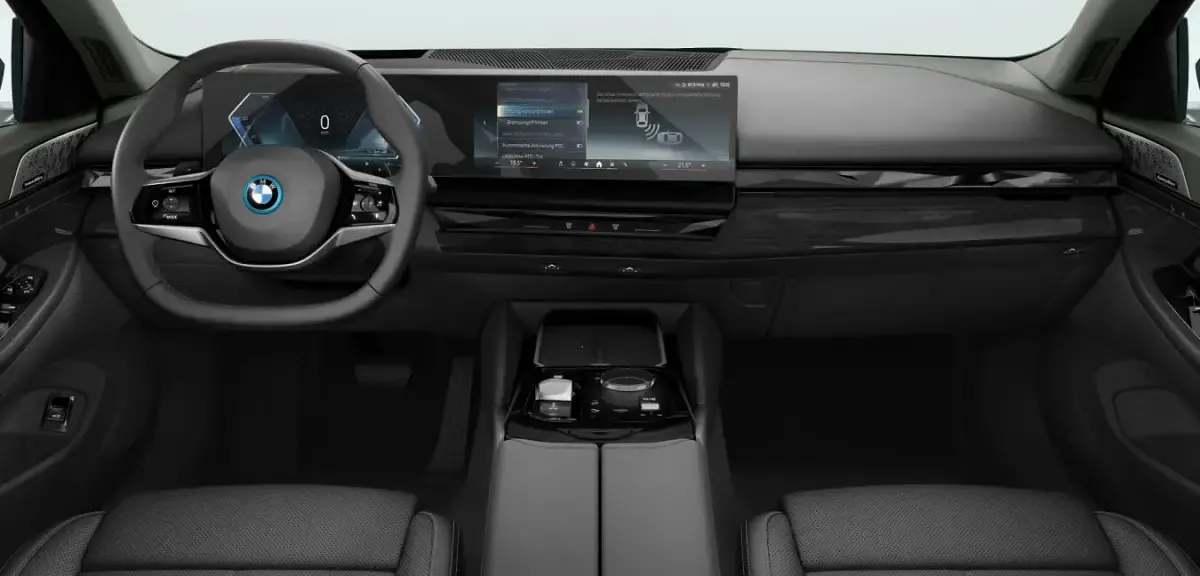 Gebraucht BMW 550e Comfort Edition 489 PS (359 kW) 2025 Schwarz Limousine