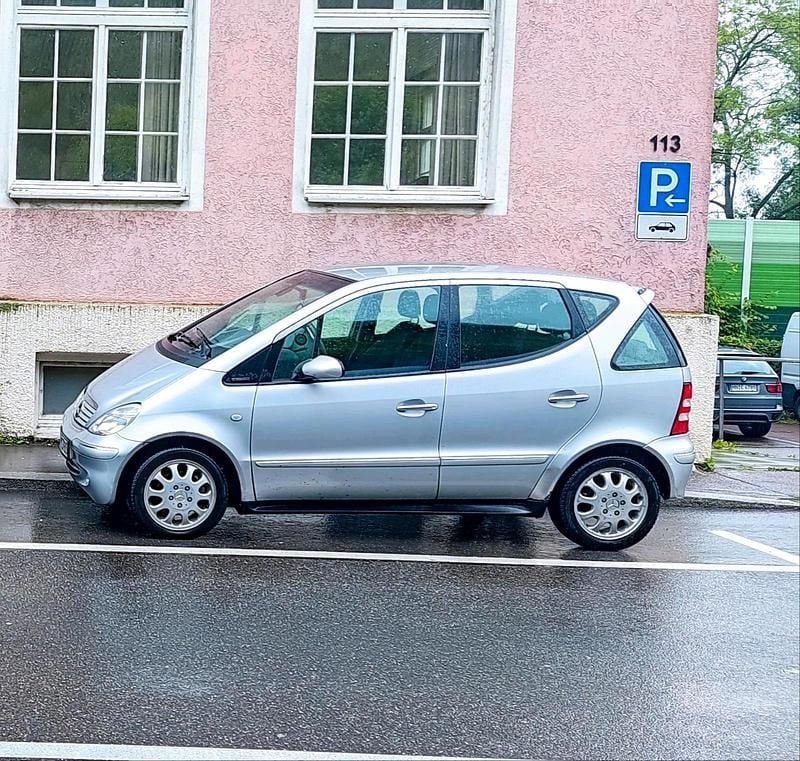Silber Gebraucht 2001 Mercedes A160 Kleinwagen | 999 € (Guter Preis) - Bild 1/4