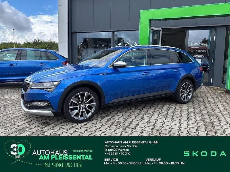 Raceblau metallic Gebraucht 2021 Skoda Superb Scout 4x4 Kombi | 27.890 € (Fairer Preis) - Bild 1/4