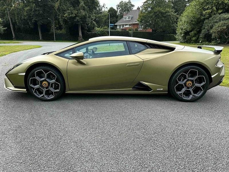 Gebraucht Lamborghini Huracán 640 PS (470 kW) 2024 Grün