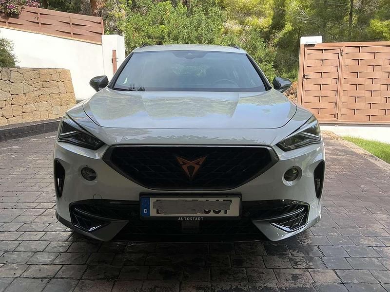 Weiß Gebraucht 2022 Cupra Formentor VZ SUV | 30.500 € (Guter Preis) - Bild 1/4