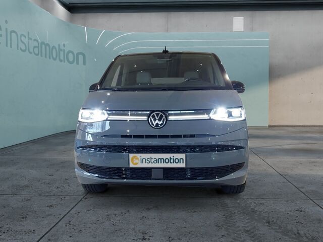 Gebraucht VW Multivan Life 150 PS (110 kW) 2023 Grau Van / Kleinbus
