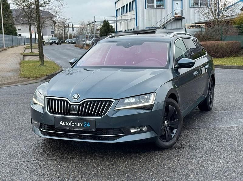 Gebraucht Skoda Superb Style 150 PS (110 kW) 2017 Grau Kombi