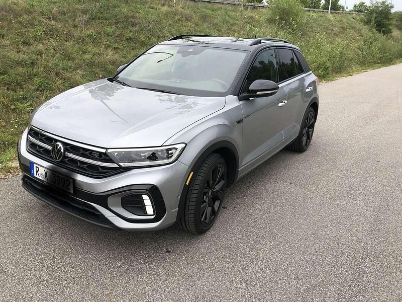 Silber Gebraucht 2022 VW T-Roc R-line SUV | 29.995 € (Guter Preis) - Bild 1/4