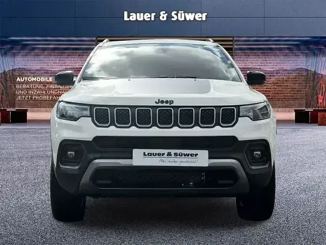 Gebraucht Jeep Compass 241 PS (177 kW) 2023 Weiß SUV