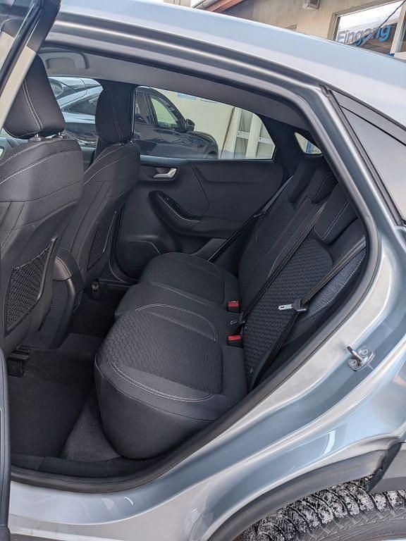 Używany Ford Puma Titanium 125 KM (91 kW) 2021 Srebrny SUV