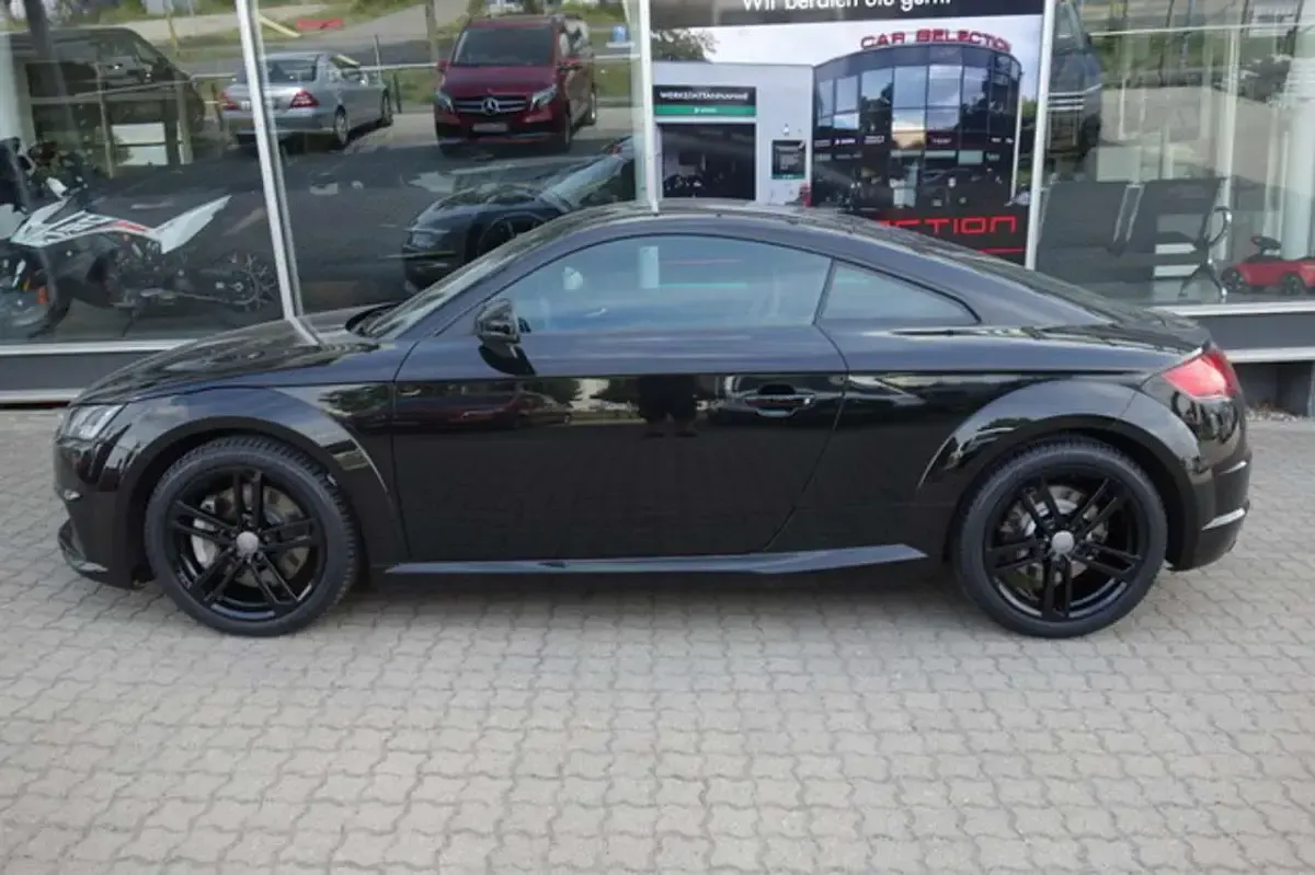 Gebraucht Audi TT S-Line 245 PS (180 kW) 2020 Mythosschwarz Coupé