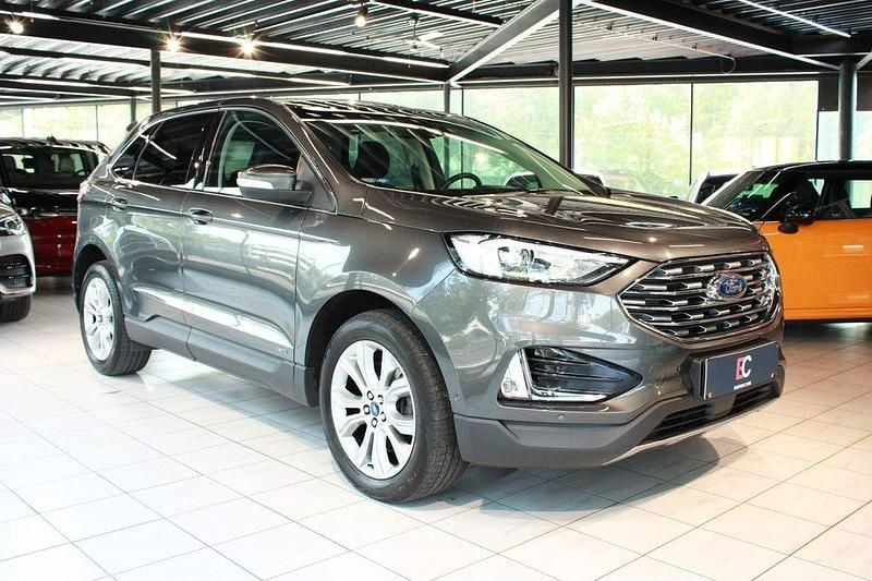 Grau Gebraucht 2019 Ford Edge Titanium SUV | 23.500 € (Fairer Preis) - Bild 1/4
